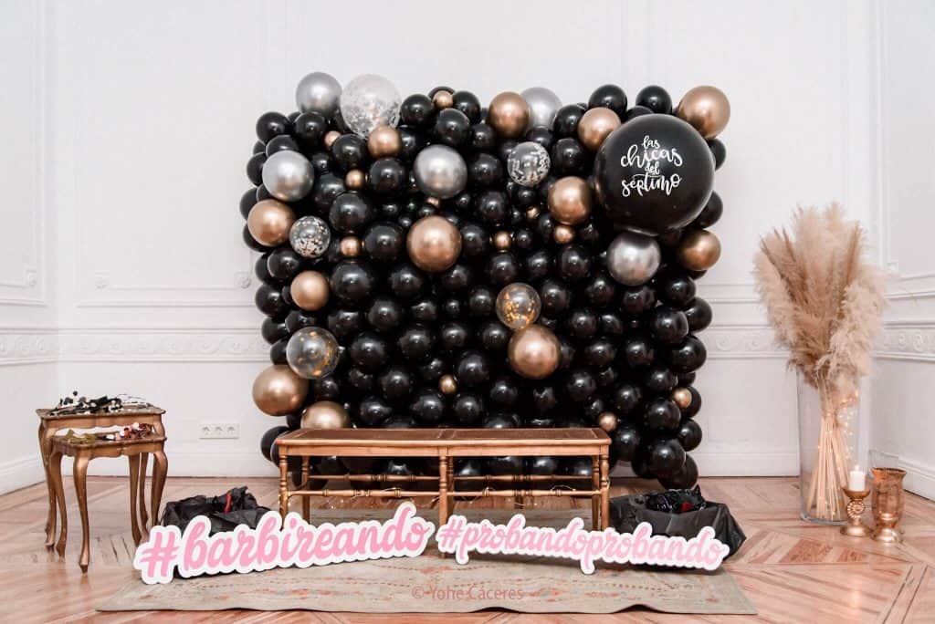 photocall con globos para un evento de lujo